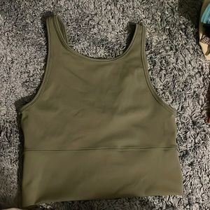 Lululemon Power Pivot tank!